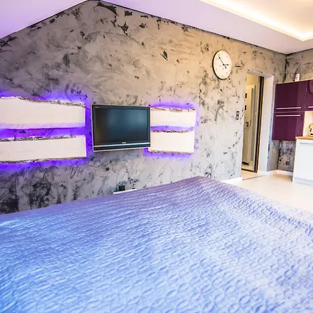 Apartamenty hoteLOVE z biokominkiem na Skale-3