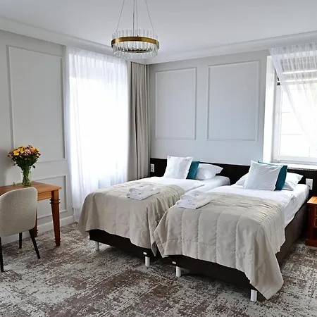 Hotel Piast-2