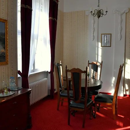 Hotel Zamek Rydzyna-3