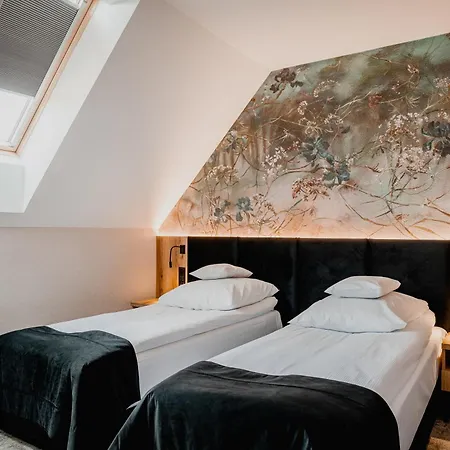 Hotel Palac Poledno-3
