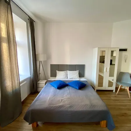 Poznan Rents - Old Town Apartments Mostowa Parking Free-3