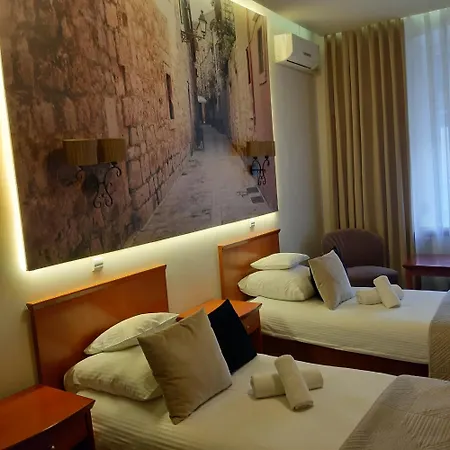 Hotel Wenecki-3