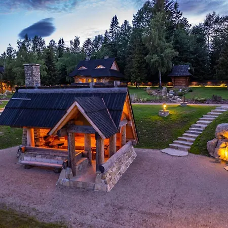 Baśniowy Domek Groń z Jaskinią SPA - Osada Jaworzyny-3