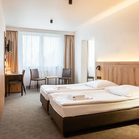 Hotel Zawisza-3