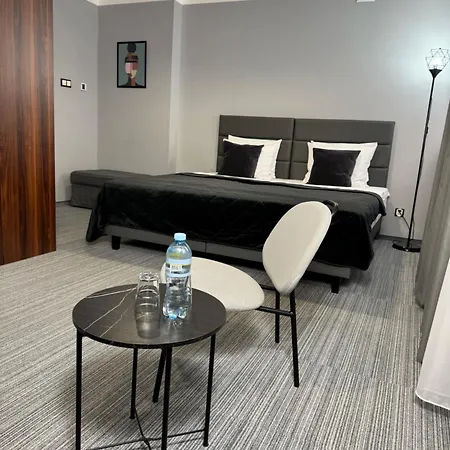 Hotel Silver-2