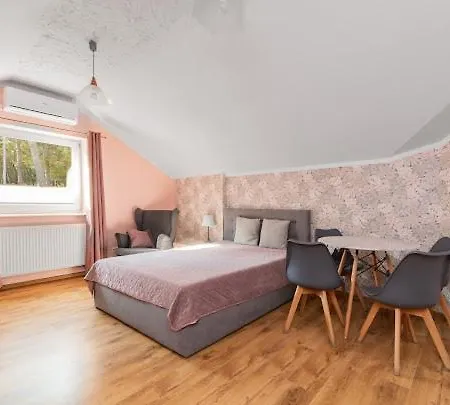 Siódme Niebo-komfortowe pokoje nad samym morzem-2