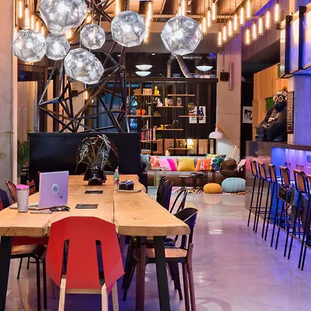 Moxy Katowice Airport-3