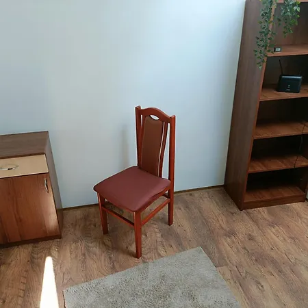 Noclegi Piotrków Tryb-3