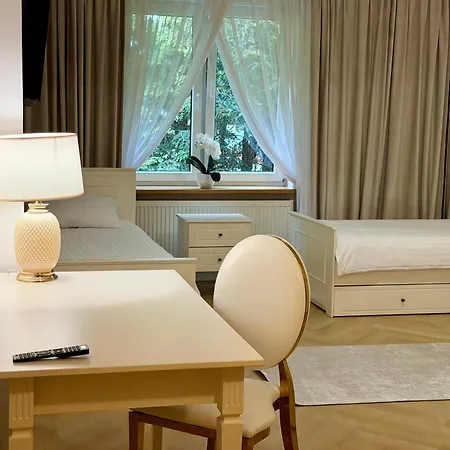 Hotel Pałac Akropol-2