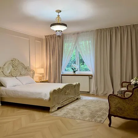 Hotel Pałac Akropol-3
