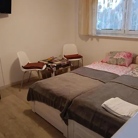 Pokoje Gościnne Bryza-3
