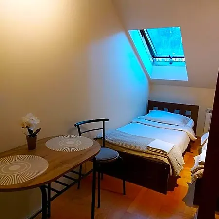 Hostel Luna-3