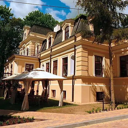 Willa Filiks Restauracja & Pokoje-3