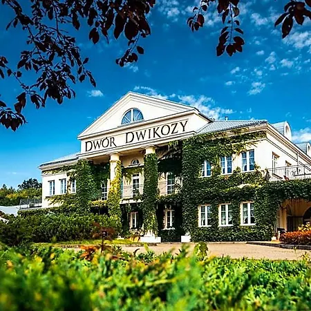Dwór Dwikozy-3