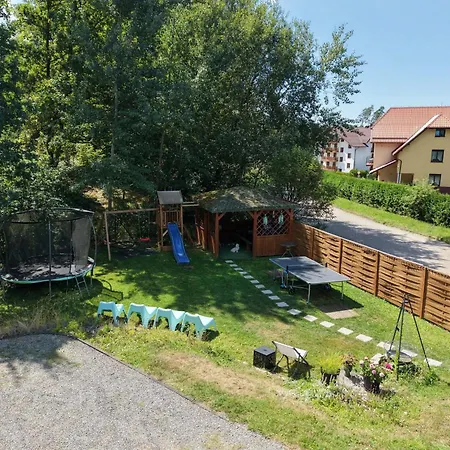 Domek pod świerkami-3