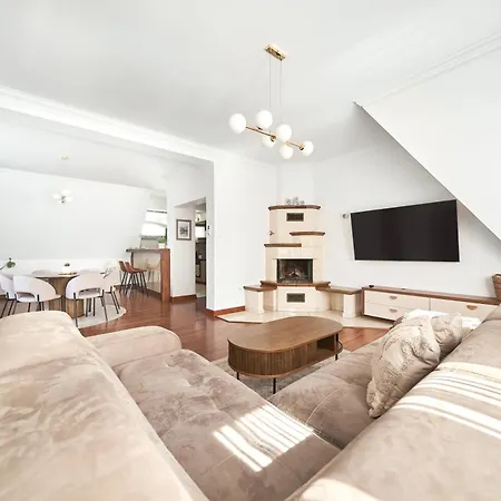 Na Fursie Apartments & Rooms-2