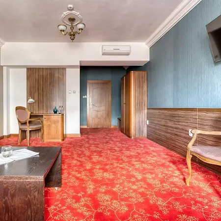 Hotel Złoty Młyn Majków-3
