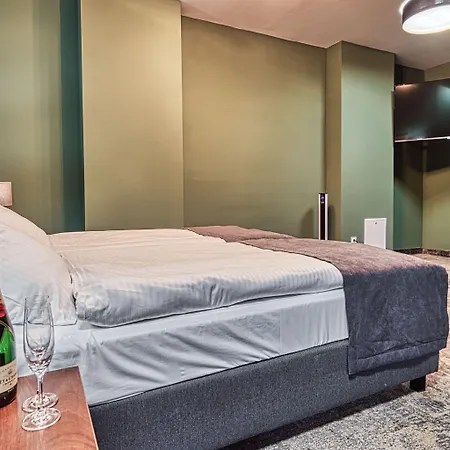 St Lukas Medical & Spa-3