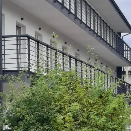 ADLER HOUSE- Nowoczesny apartament GLAMOUR z prysznicem pośrodku-2