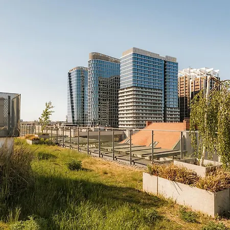 Urban Apartments Opolska 10 No 77A - Balcony - Air Condition - Rooftop Garden - Free Garage-3