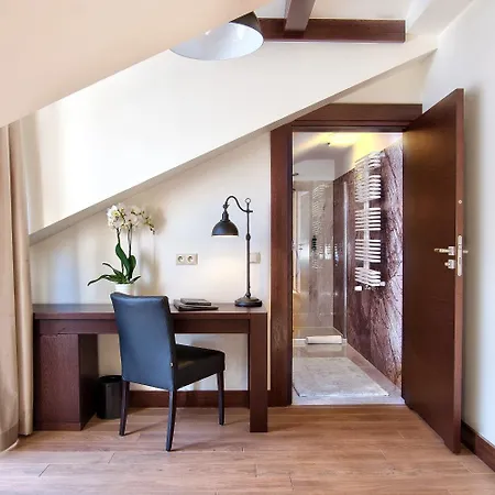 Boutiquehotel Aristo-3