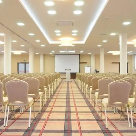 Hotel Austeria Conference & Spa-2
