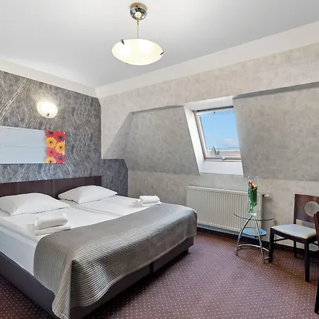 Hotel Diament Economy Gliwice-3