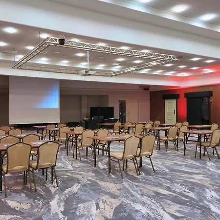 Grand Hotel Kielce-3
