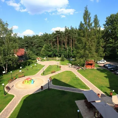 Hotel Modrzewiowy Dwór-3