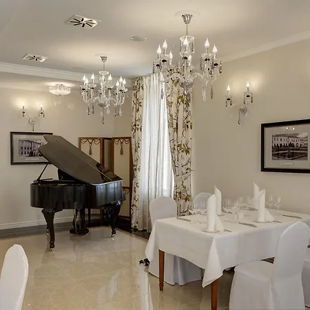 Hotel Willa Hueta-3