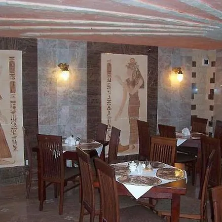 Hotel Faraon-3