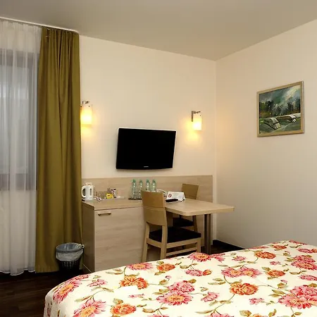 Hotel Nad Przełomem-3