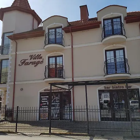 Villa Farage-2