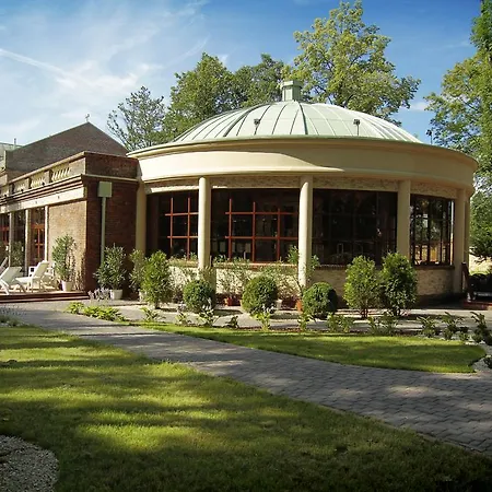 Manor House Spa Adults Only-3