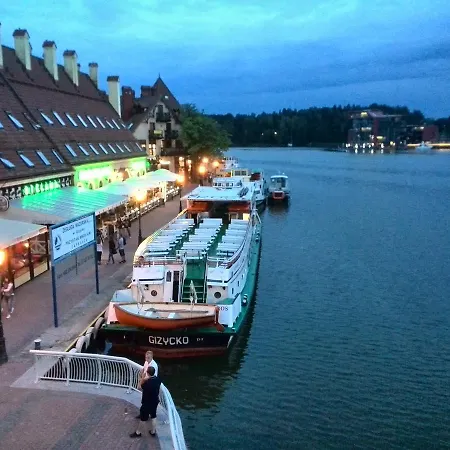 Mikołajki Apartamenty Rynek-3