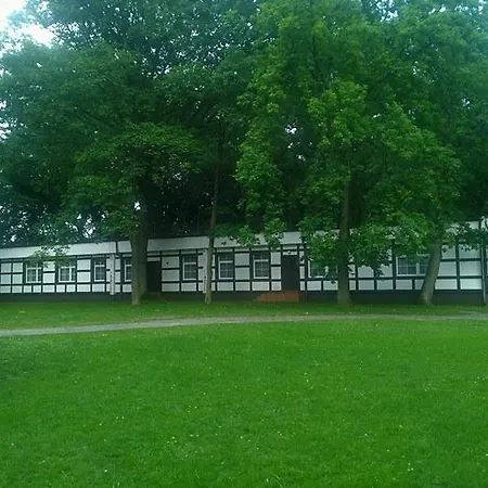 Hostel Dworek Osiecki KORAL-3