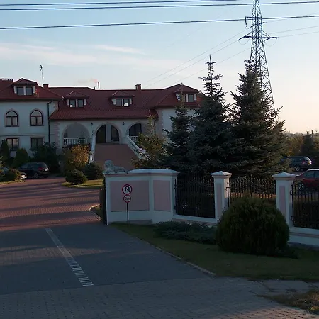 Pod Lwami-2