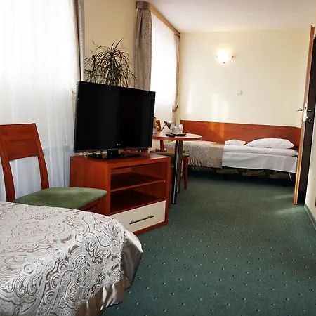 Pod Szczęśliwą Gwiazdą-3
