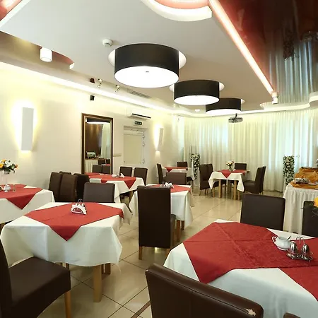Hotel Korona-3
