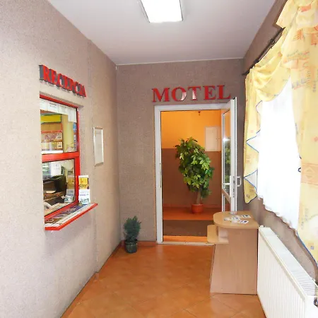 Las Vegas Motel-2