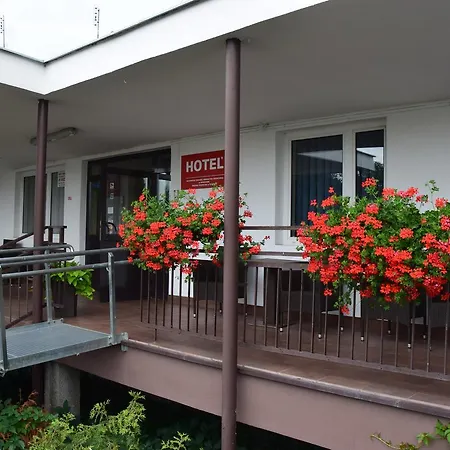 Hotel Poświętne-3