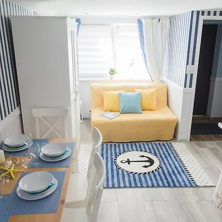 Marina House Apartments-3