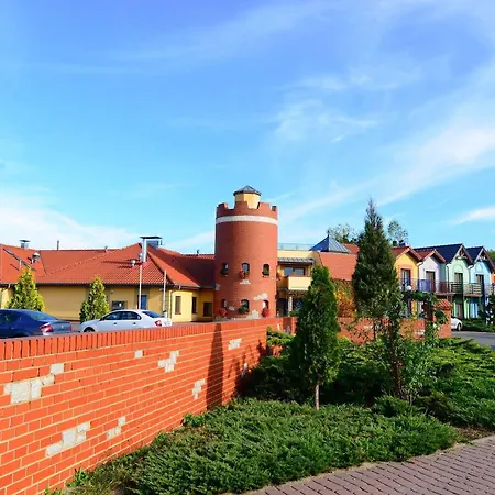 Hotel Daglezja Nad Jeziorem Kornickim-2