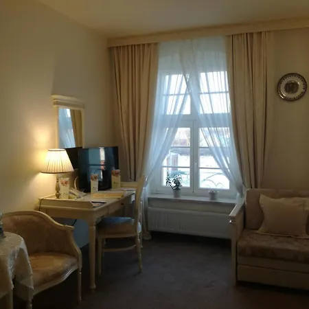 Hotel SPA Akacjowy Dwór-3