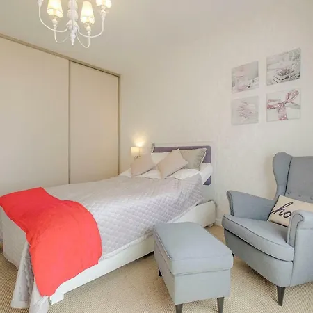 Przestronne Apartamenty 70M2 Na Obrzezach Warszawy - Senior Apartments-2