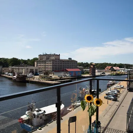 Apartamenty Port Ustka centrum nad wodą z miejscem garażowym-2