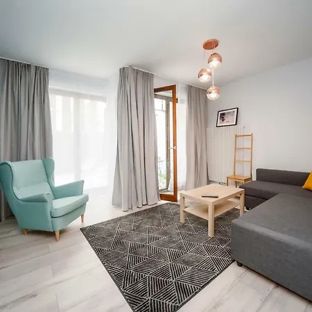 Very Berry - Maratonska 3 - Business Apartment, Garden, Check In 24H-2