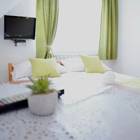 Pokoje i Apartament u Lucyny-2