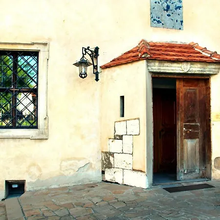 Dom Gości Opactwa Benedyktynów-2