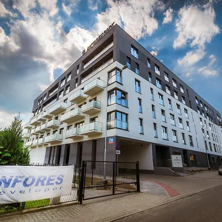 Apartamenty i Pokoje InforesPark-3